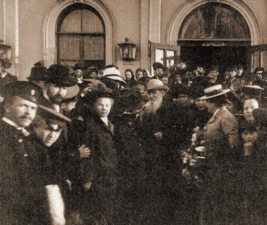 Московские адреса Льва Толстого. К 200-летию Отечественной войны 1812 года